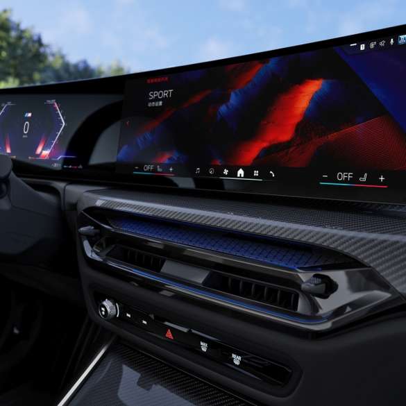 宝马4系四门轿跑车后轮驱动