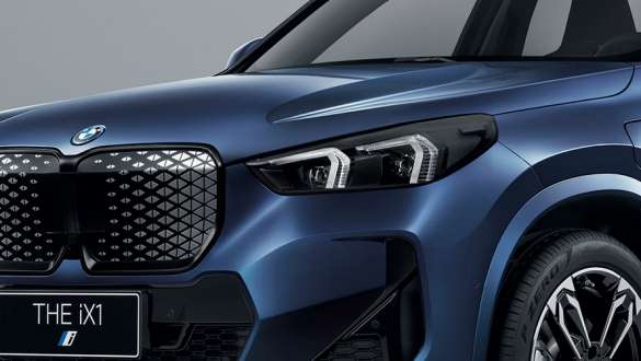 宝马X1独特标识投影 宝马X1独特标识投影