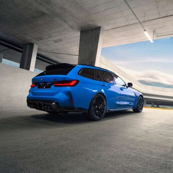 个性风范，动魄于型