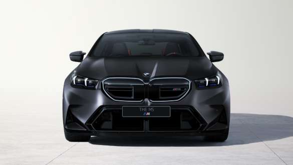 BMW M5 M双肾型进气格栅设计 BMW M5 M双肾型进气格栅设计