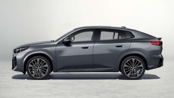 创新宝马X218和19英寸轻质合金M轮毂