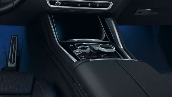 宝马X6驾驶体验控制
