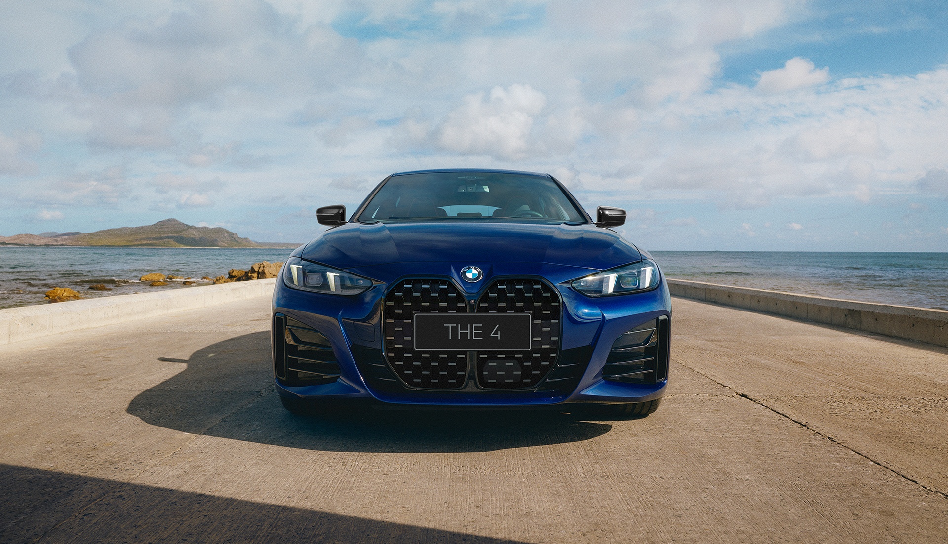 宝马4系四门轿跑车后轮驱动