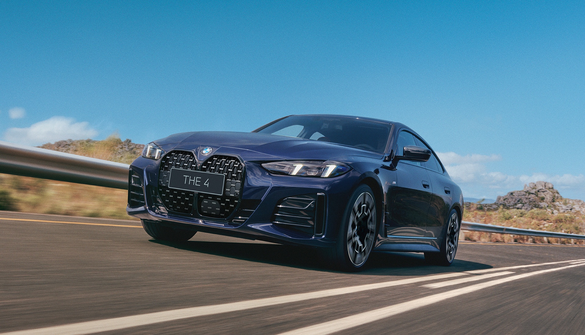 宝马4系四门轿跑车后轮驱动